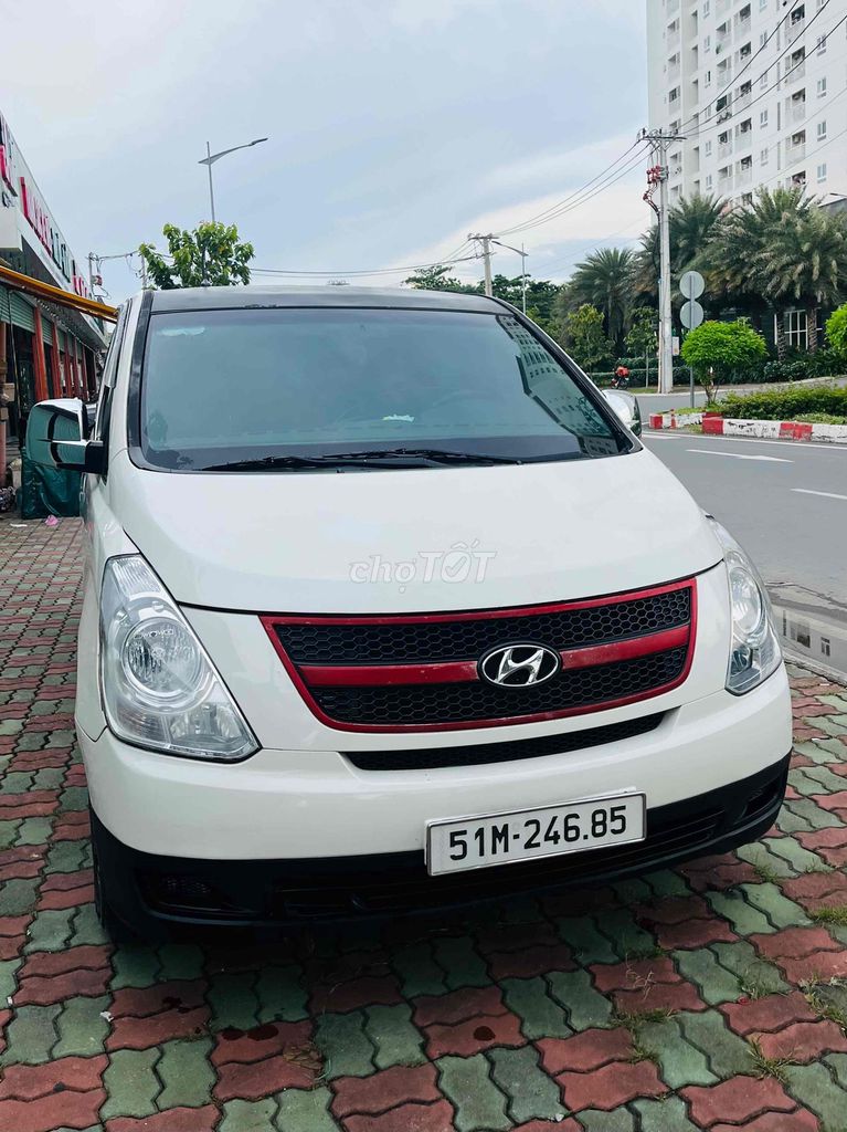 Không xài cần bán Hyundai Grand Starex H1 2011 6c. Mua bán Ô tô tại Quận 8 Tp Hồ Chí Minh được đăng bởi Chiến hình 5