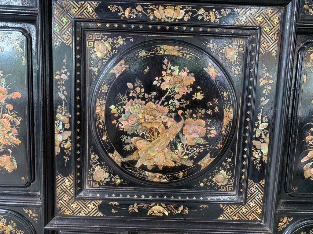 Tủ cổ điển Ốc vàng chanh Đỏ lửa. Mua bán Đồ sưu tầm, đồ cổ tại Thành phố Sa Đéc Đồng Tháp được đăng bởi Tuấn cầm Đồ hình 1
