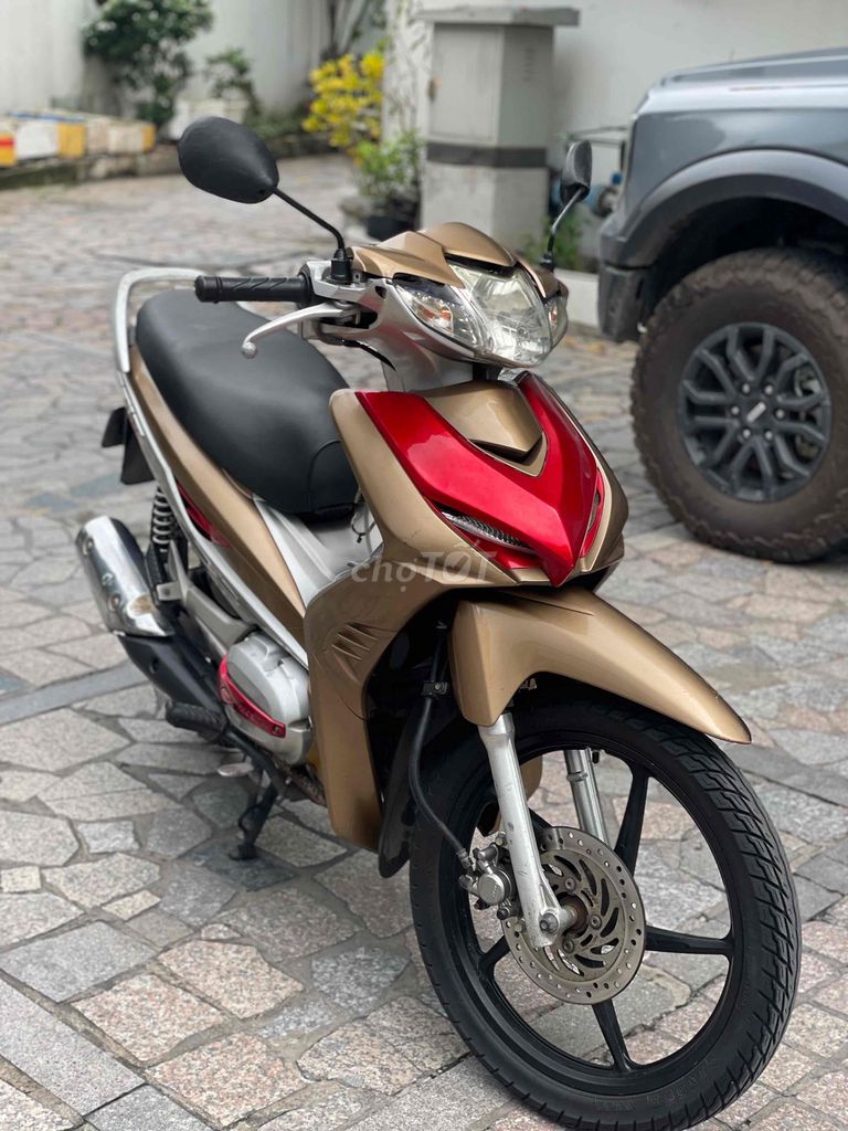 Tay ga Rsx AT Fi 2011 trả trc 4tr9 nhận xe. Mua bán Xe máy tại Quận 7 Tp Hồ Chí Minh được đăng bởi Dương Đạt hình 1