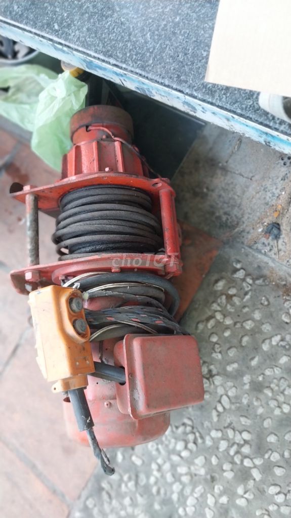 Máy tời 800kg Nội địa Đỏ. Mua bán Đồ chuyên dụng, Giống nuôi trồng tại Huyện Nhà Bè Tp Hồ Chí Minh được đăng bởi Tứ Mẫu Ngô hình 1