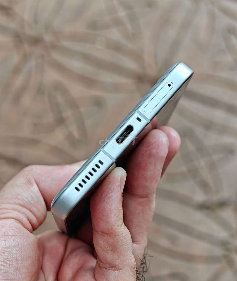 Vivo Iqoo13 rất đẹp 99% fullbox. Mua bán Điện thoại tại Quận Cái Răng Cần Thơ được đăng bởi Kim Phú hình 3