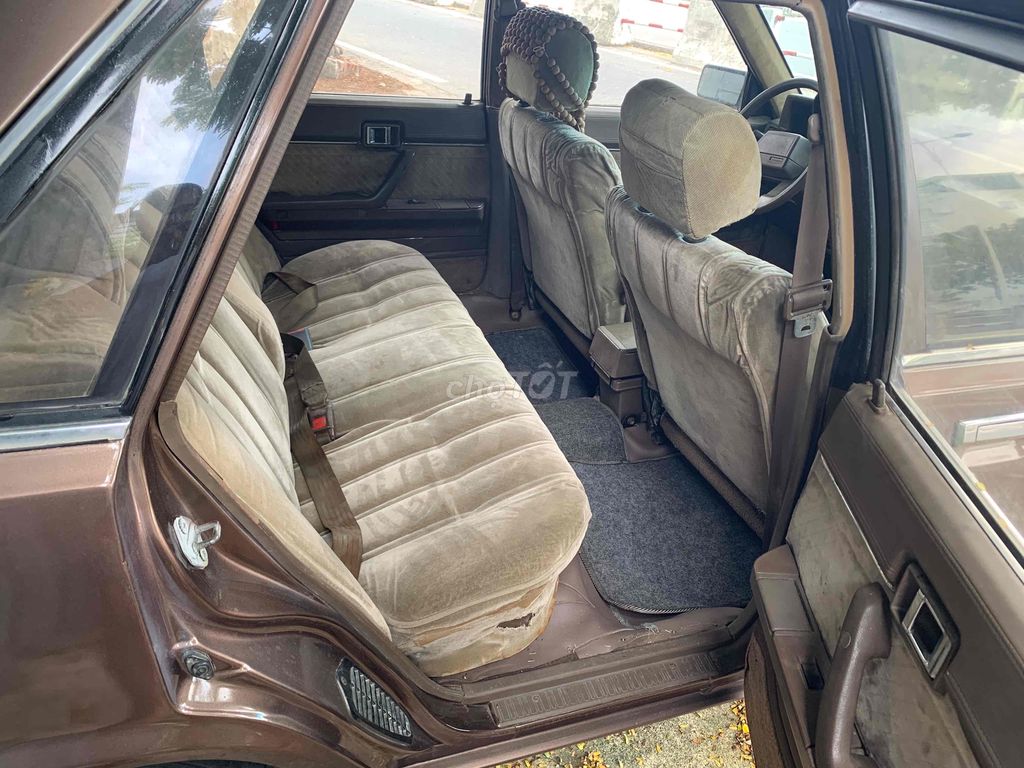 Toyota camry 1981-1985. Mua bán Ô tô tại Thành phố Nha Trang Khánh Hòa được đăng bởi A Luân hình 9