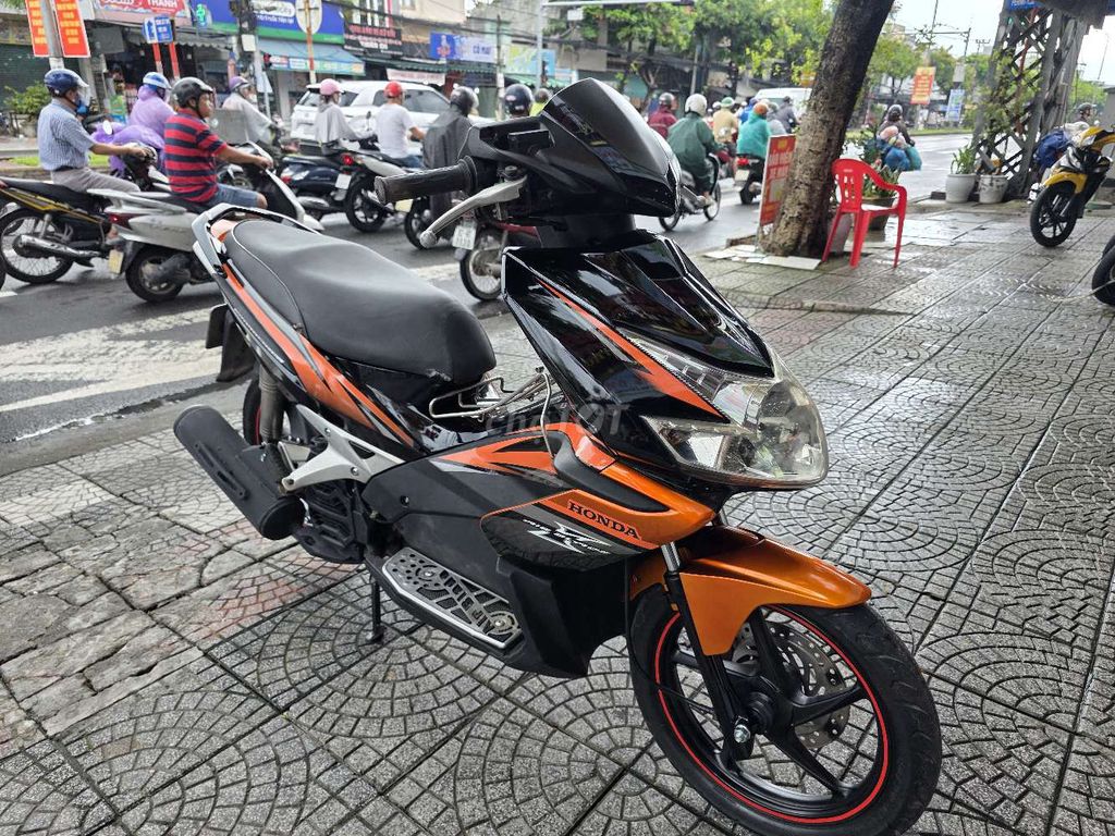 Honda ab 2009 ZIN ÊM .ĐẸP KENG. Mua bán Xe máy tại Quận Liên Chiểu Đà Nẵng được đăng bởi TRẦN QUỐC THANH hình 1