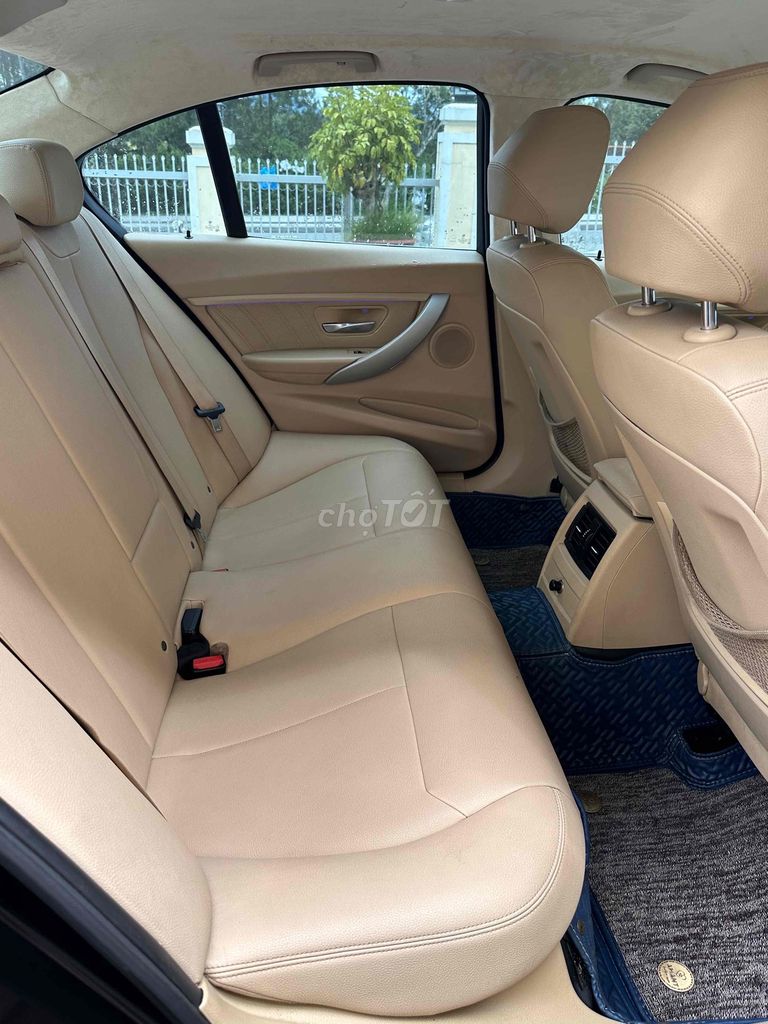 BMW 320i 2013 Dkld 2014- 115000 km. Mua bán Ô tô tại Thành phố Đà Lạt Lâm Đồng được đăng bởi Đỗ Tiến hình 6