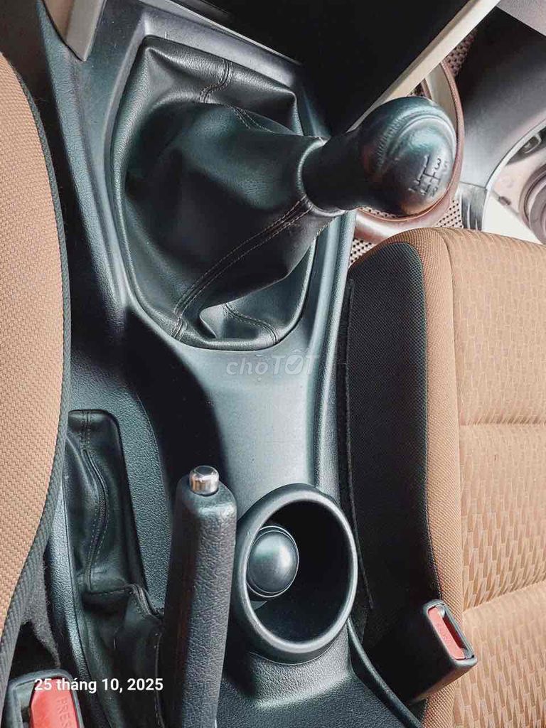 Toyota Innova 2019 2.0E - 100000 km. Mua bán Ô tô tại Quận Hoàng Mai Hà Nội được đăng bởi Dương Xuân Trường hình 11