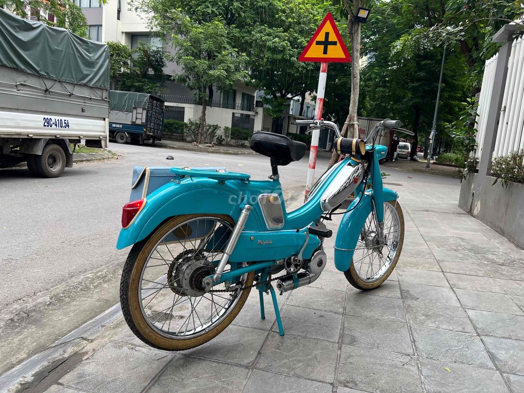 xe cổ mobylette av85. Mua bán Xe máy tại Quận Hoàng Mai Hà Nội được đăng bởi Hoàng Ngân hình 3