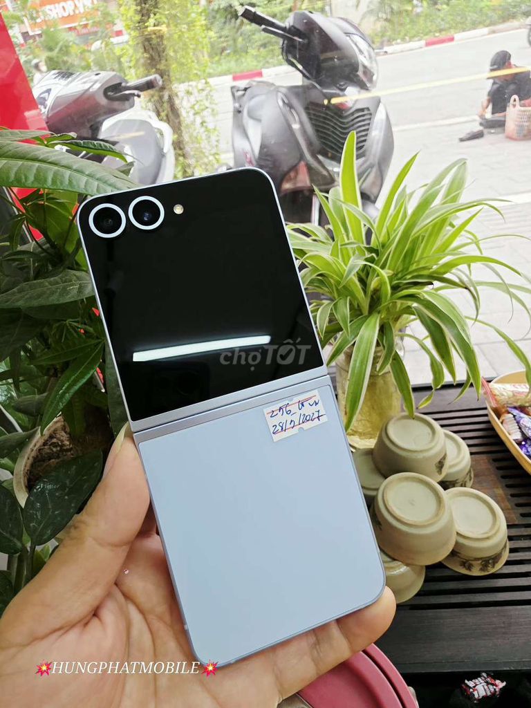 Z FLIP6 -5G BẢN SSVN 2 SIM CÒN BH CARE+ 28/5/2026.. Mua bán Điện thoại tại Quận Đống Đa Hà Nội được đăng bởi HƯNG PHÁT Mobile hình 1