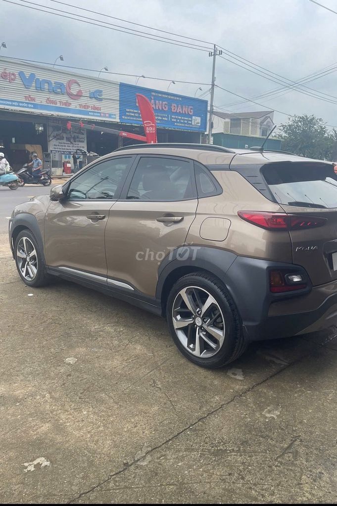 Hyundai Kona 2018 1.6 Turbo - 75000 km. Mua bán Ô tô tại Thành phố Buôn Ma Thuột Đắk Lắk được đăng bởi Tên chưa cung cấp hình 3