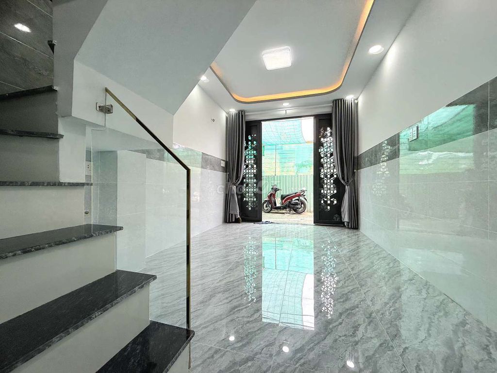 nhà hẻm xe hơi Nguyễn Thị Thập quận 7 giá 2.15 tỷ