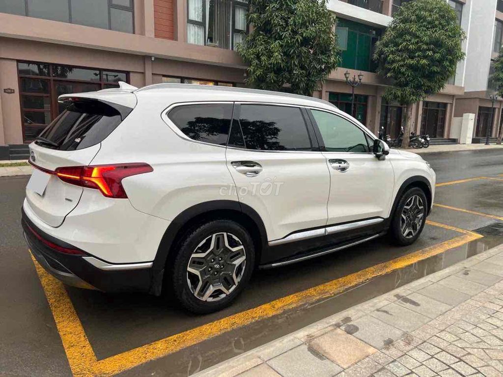 Hyundai SantaFe 2022 Cao cấp 2.5L 40000 km. Mua bán Ô tô tại Quận Hoàng Mai Hà Nội được đăng bởi Mr Tài hình 3