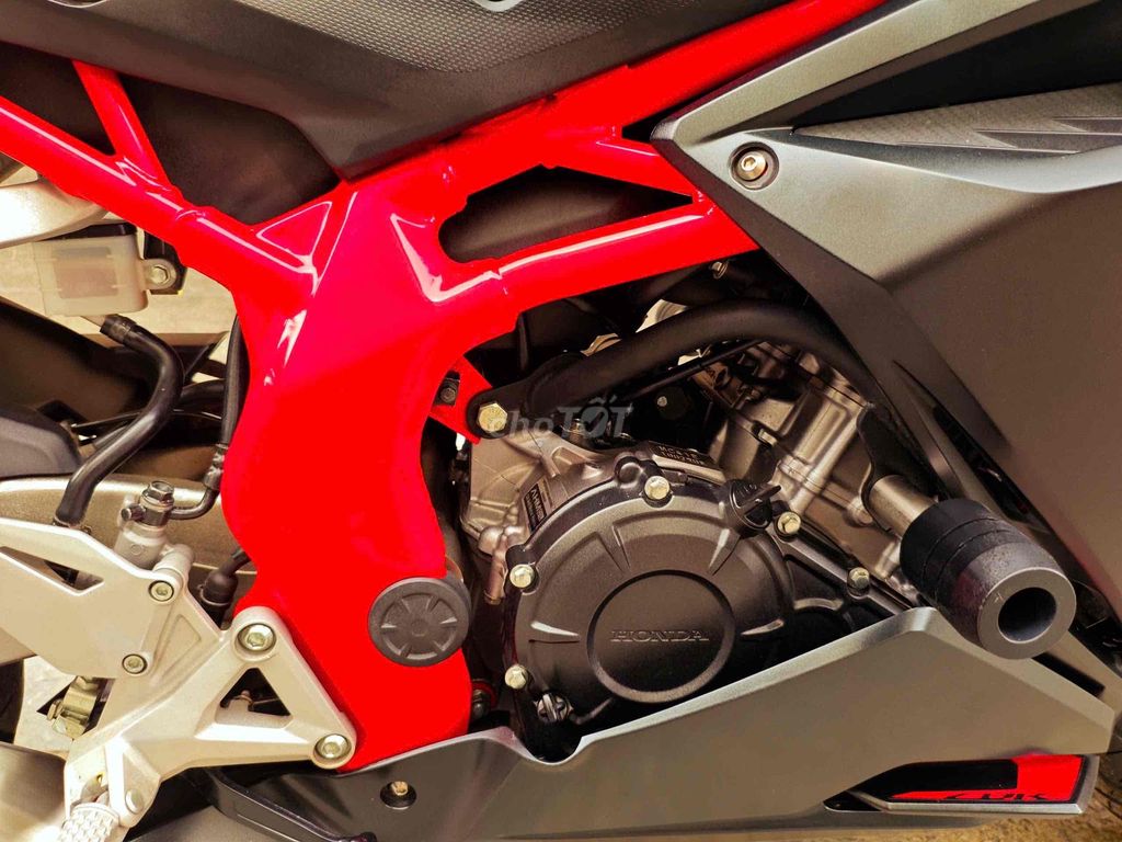 Honda CBR 250RR 202O mới leng keng-full Bảo hành. Mua bán Xe máy tại Quận Cầu Giấy Hà Nội được đăng bởi Tong motor xe may hình 5