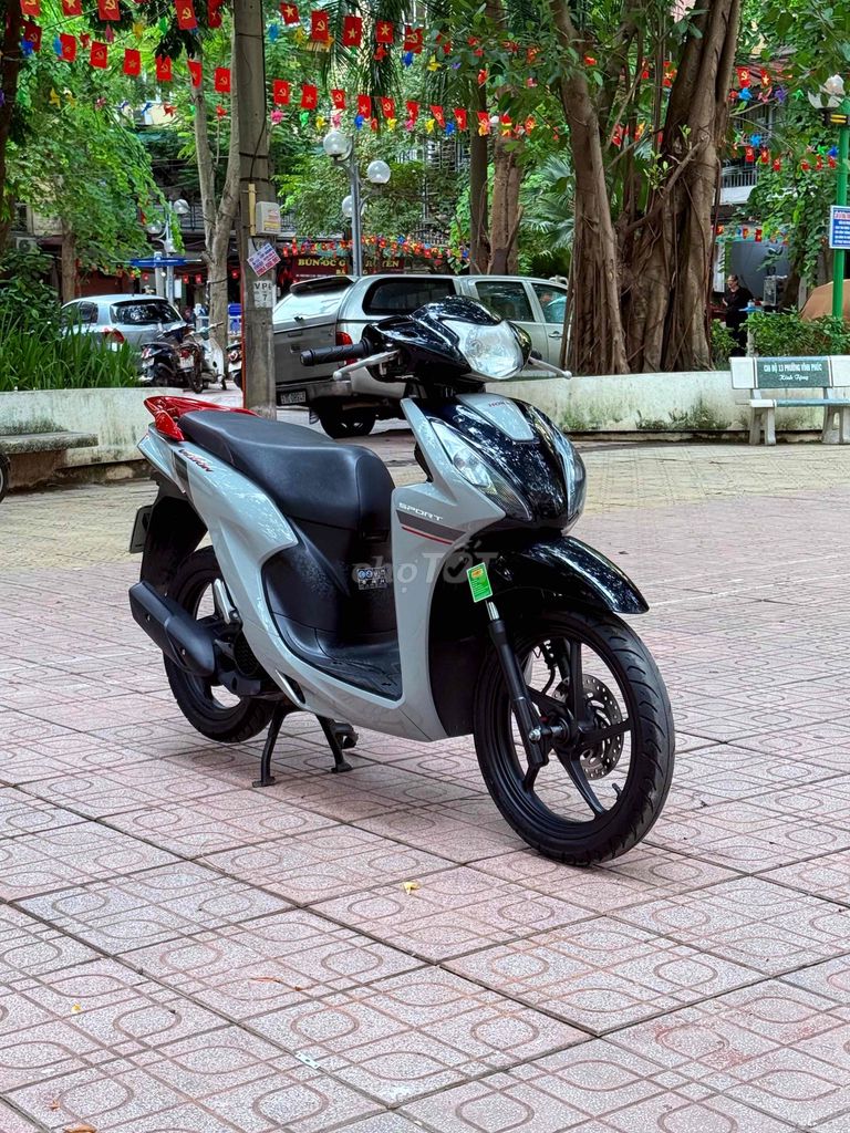 Honda Vision Sport 2022 Серый черный 20.000 км