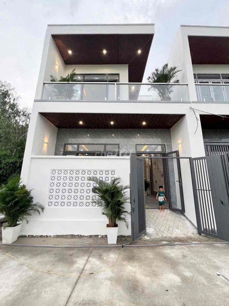 Nhà biệt thự mini gần cây xăng Thạnh Phú SHR
