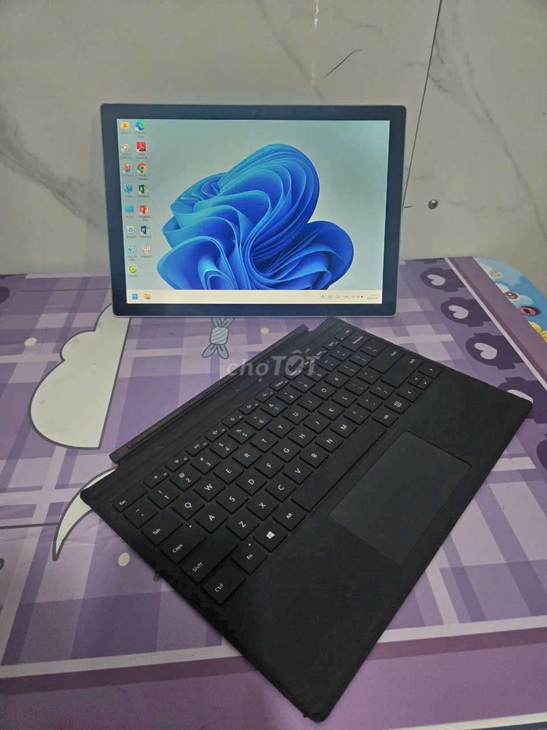 Surface Pro 7 zin đẹp. I5 1035G/8G/256G/12.5" 2K. Mua bán Laptop tại Quận 12 Tp Hồ Chí Minh được đăng bởi Cầm Đồ Thanh Lý hình 1