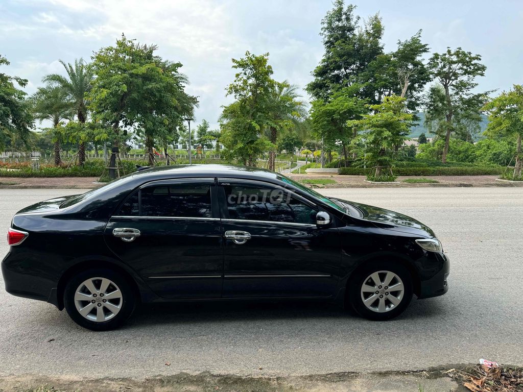 Toyota Corolla Altis 2009 1.8G AT - 126000 km. Mua bán Ô tô tại Huyện Hương Sơn Hà Tĩnh được đăng bởi bonbon hình 2