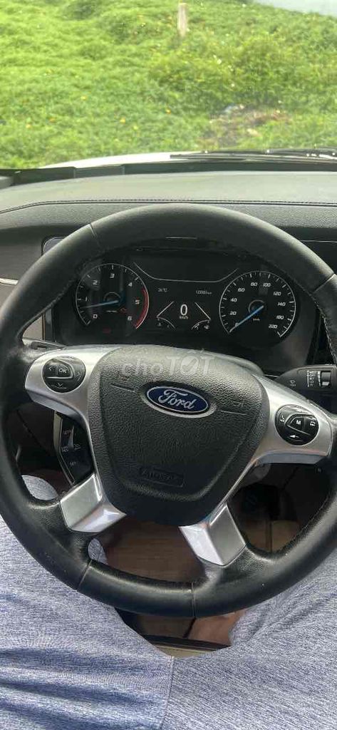 Ford Transit 2023 Tiêu chuẩn - 125000 km. Mua bán Ô tô tại Quận Ngũ Hành Sơn Đà Nẵng được đăng bởi Trần Tấn Dũng hình 5