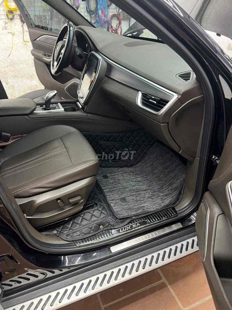 Vinfast Lux Sa2.0 2020 photo 3