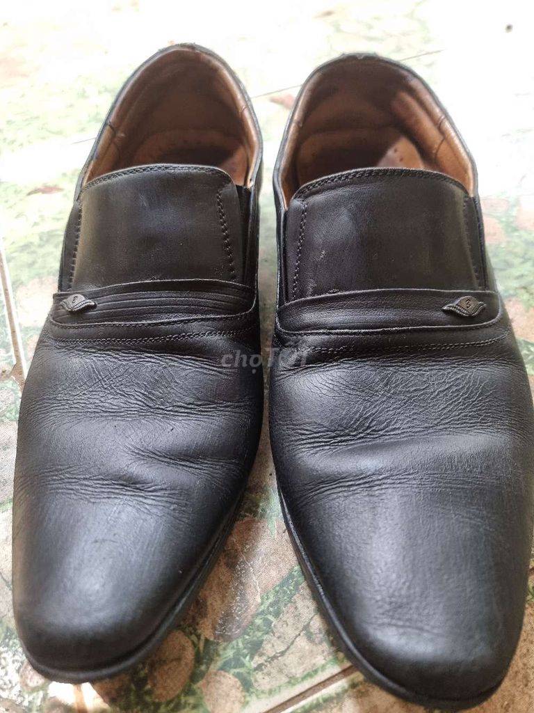 Thanh lý e Pierre Cardin giá ve chai. Mua bán Giày dép tại Thành phố Buôn Ma Thuột Đắk Lắk được đăng bởi Hoàng Quân Vương  hình 1