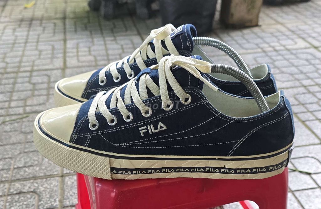 Fila Center Court S size 42 mới 97%