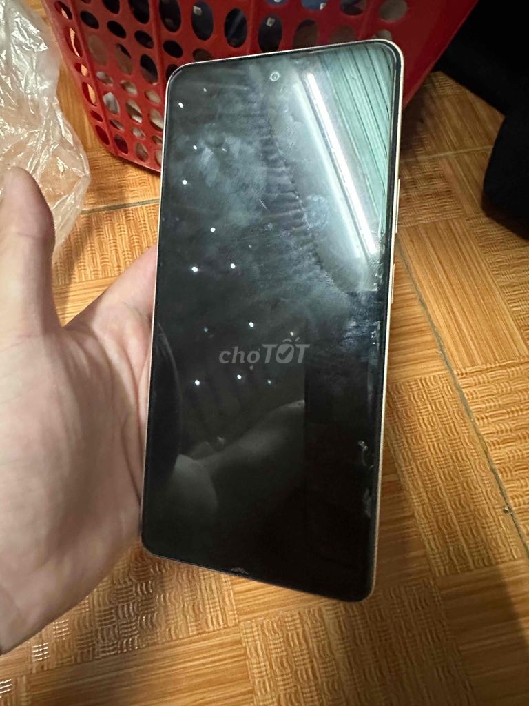 Tecno Pova 7 Vàng. Mua bán Điện thoại tại Quận Tân Bình Tp Hồ Chí Minh được đăng bởi Tieu Phu hình 1