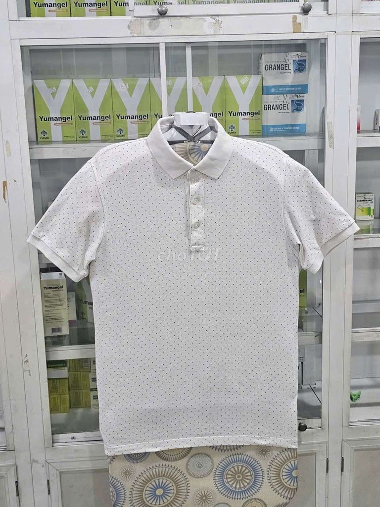 Áo Polo Uniqlo Nam Trắng Vải thun. Mua bán Quần áo tại Thành phố Thủ Đức Tp Hồ Chí Minh được đăng bởi Shop khoa nguyễn si tuyển  hình 1