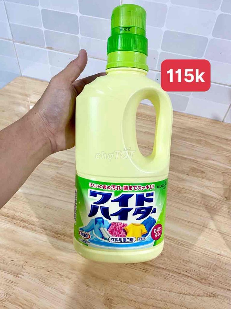 Chai tẩy quần áo màu KAO 1000ml - Nhập khẩu Nhật