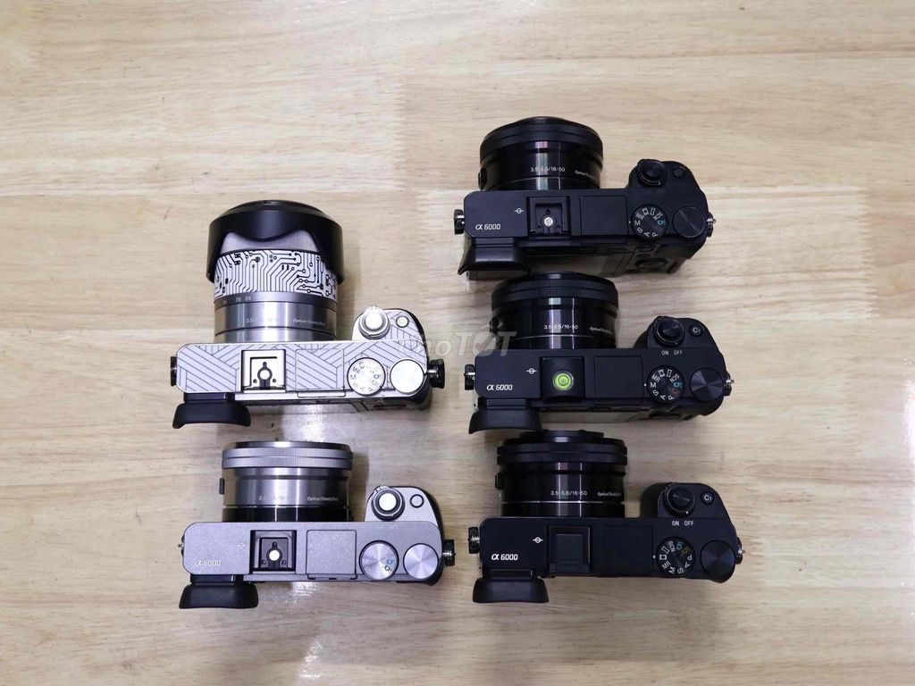 Sony A6000 kèm lens 16-50OSS Body từ khá đến đẹp L