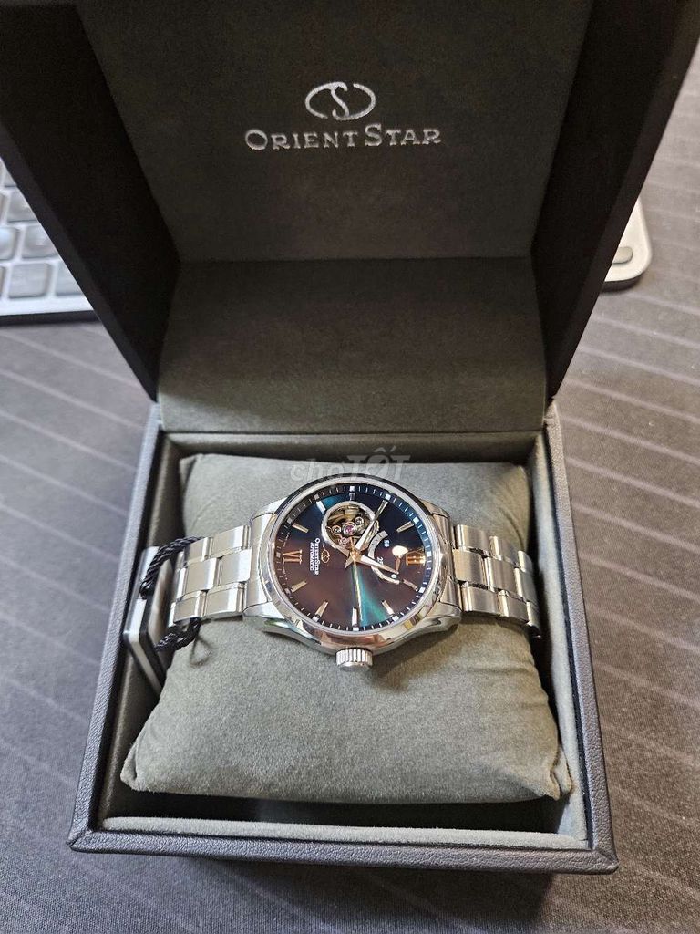 Đồng hồ Orient Star RE-AT0002E xanh lục bảo