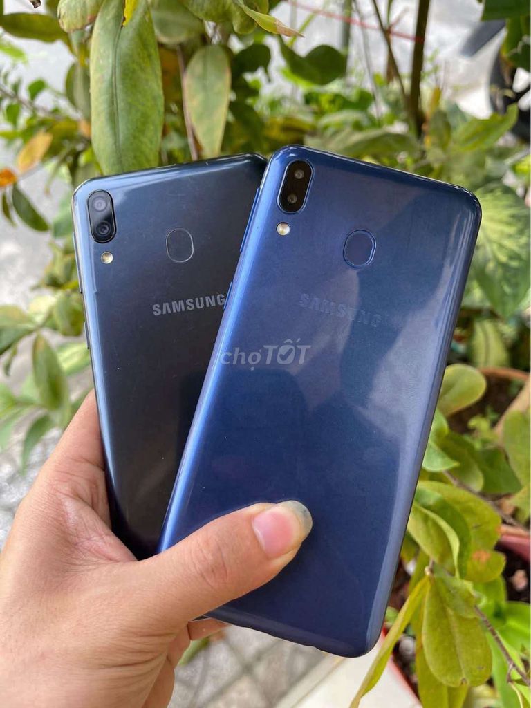 Samsung M20 Xanh. Mua bán Điện thoại tại Huyện Phú Tân An Giang được đăng bởi Cao Mỹ Thanh hình 1