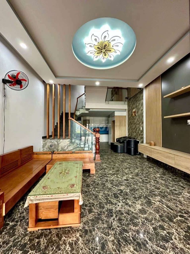 Rent · 3 bd · 100 м² · Quận Cẩm Lệ, ул. Đường 29 Tháng 3