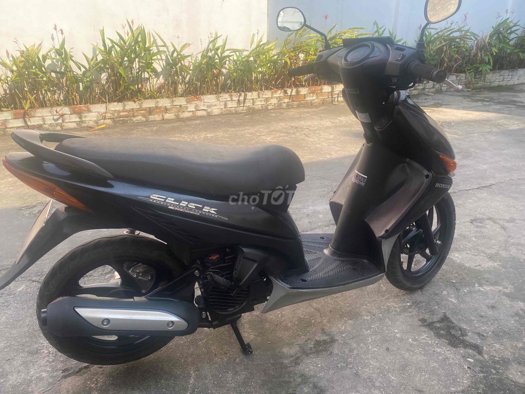 Honda Click 110 lên 2010 cà vẹt đầy đủ. Mua bán Xe máy tại Quận Tân Bình Tp Hồ Chí Minh được đăng bởi Tý tay ga hình 8