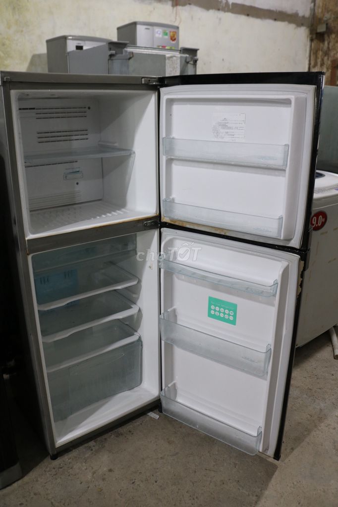 0369516684 - tủ lạnh toshiba 250lit không đóng tuyết