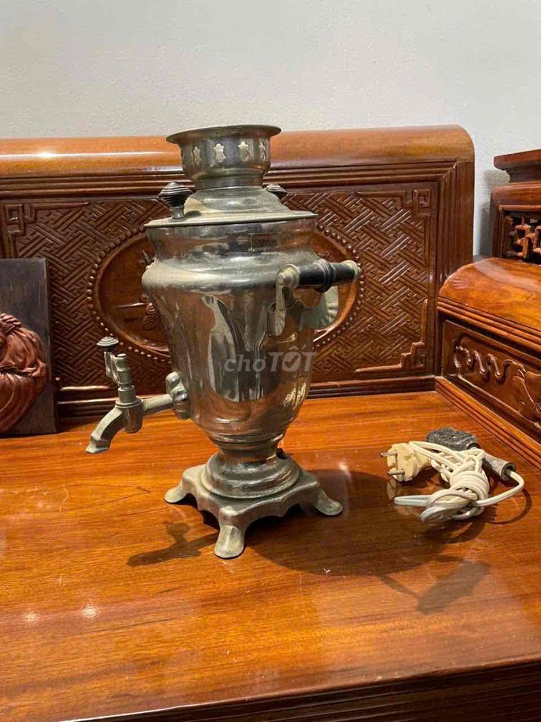 Ấm Samovar của Nga