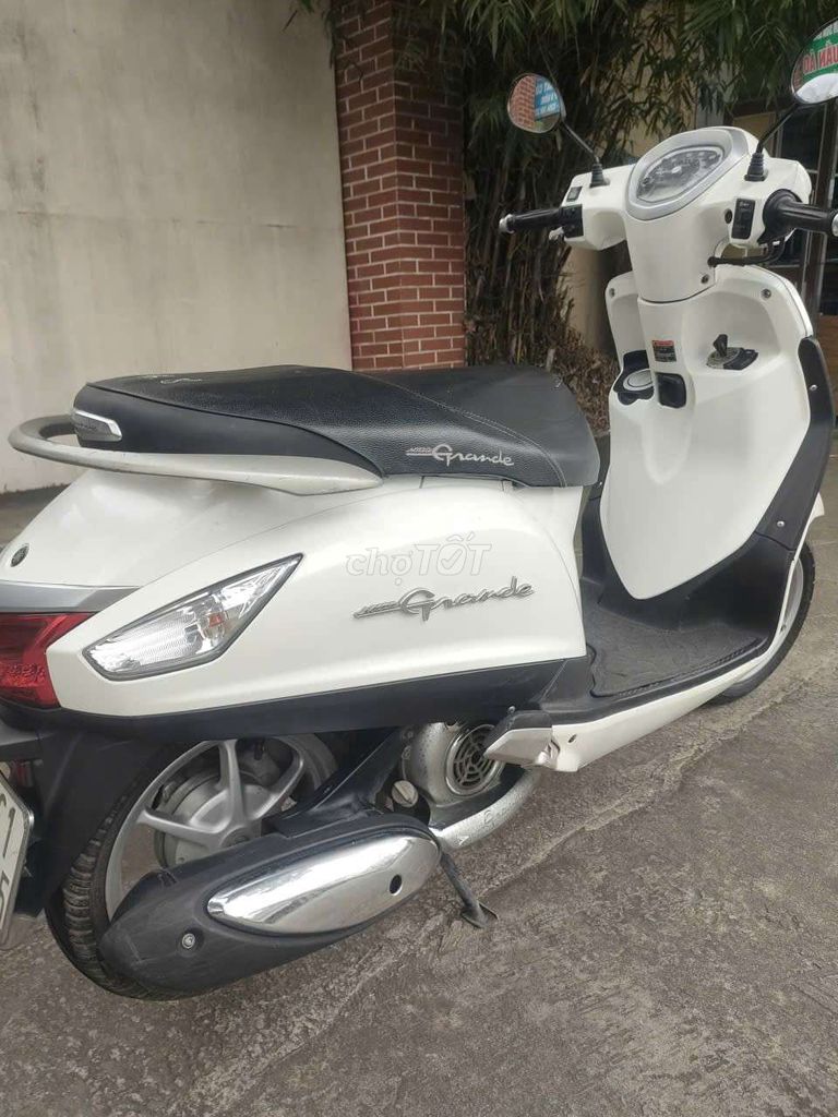 Yaha Graed xe đẹp  ken máy rin êm  odo thấp. Mua bán Xe máy tại Thành phố Dĩ An Bình Dương được đăng bởi Cửa hàng xe máy Anh Khoa  hình 5