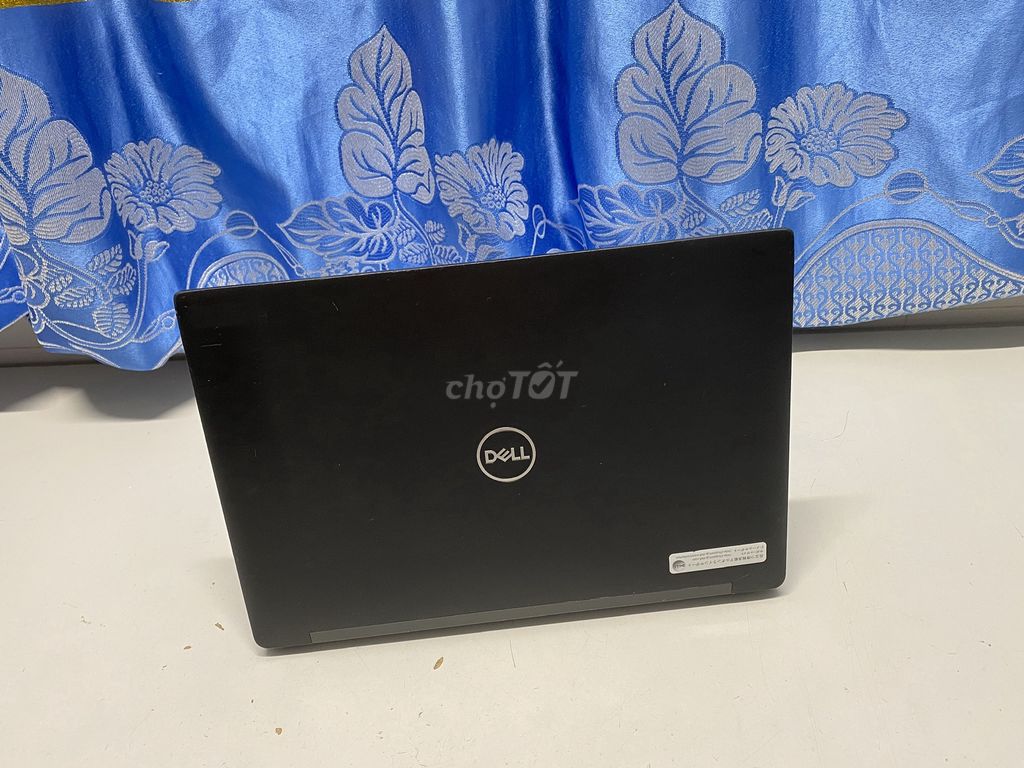 Dell Latitude 7390 i5-8250/8G/SSD 256G 13.3" 1.1Kg. Mua bán Laptop tại Quận Ninh Kiều Cần Thơ được đăng bởi Tinh hình 5
