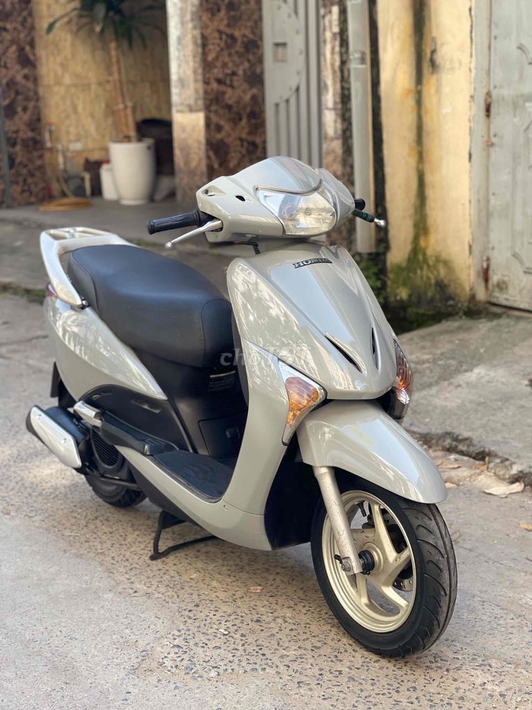 Honda Lead xe chính chủ muốn bán. Mua bán Xe máy tại Quận Nam Từ Liêm Hà Nội được đăng bởi VÂN ANH hình 2