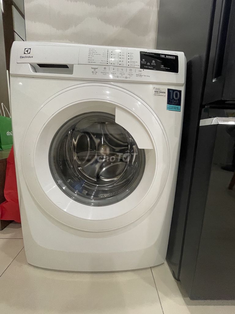 Máy giặt Electrolux,7kg,màu trắng, giá 2.600.000