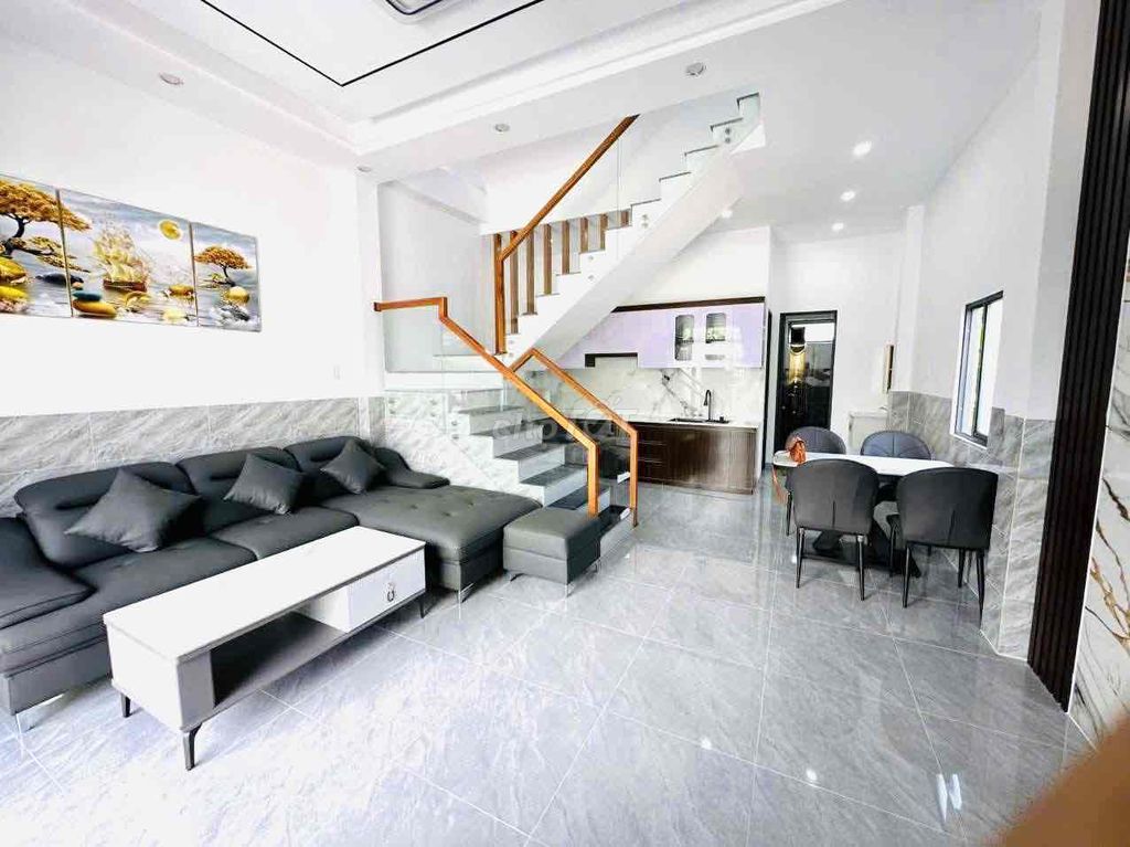 MẶT TIỀN ĐƯỜNG SỐ TRỤC LỚN 2 XE TẢI NÉ THOẢI MÁI - VỊ TRÍ HIẾM KHU SAN. Mua bán nhà ở tại Quận 4 Tp Hồ Chí Minh được đăng bởi THÀNH NHÀ THẬT CHUYÊN Q4 hình 1