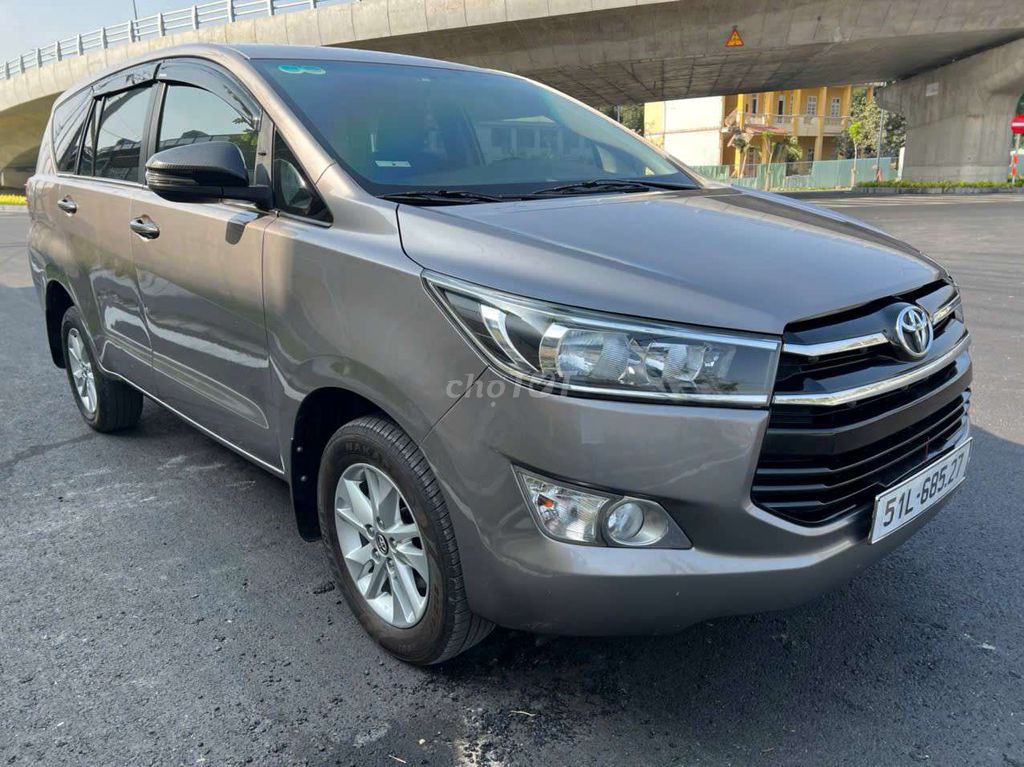 BÁN XE TOYOTA INNOVA 2.0 E 2019 SỐ SÀN TRÙM MỀN.