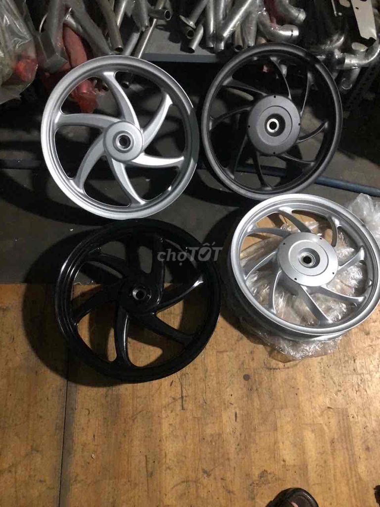 mâm căm honda thanh lý lần 3. Mua bán Phụ tùng xe tại Thành phố Biên Hòa Đồng Nai được đăng bởi Tranphuong hình 4