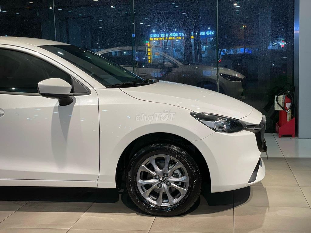 MAZDA 2 - GIẢM GIÁ TIỀN MẶT - QUÀ TẶNG BH THÂN VỎ. Mua bán Ô tô tại Quận Tân Phú Tp Hồ Chí Minh được đăng bởi ĐẠI LÝ MAZDA KIA HCM hình 1