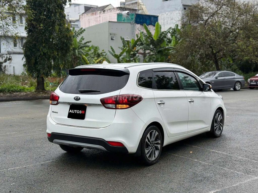 KIA RONDO 2017 2.0 GAT Trắng- 63000 km. Mua bán Ô tô tại Thành phố Thủ Đức Tp Hồ Chí Minh được đăng bởi VÕ NGỌC HOÀNG hình 7