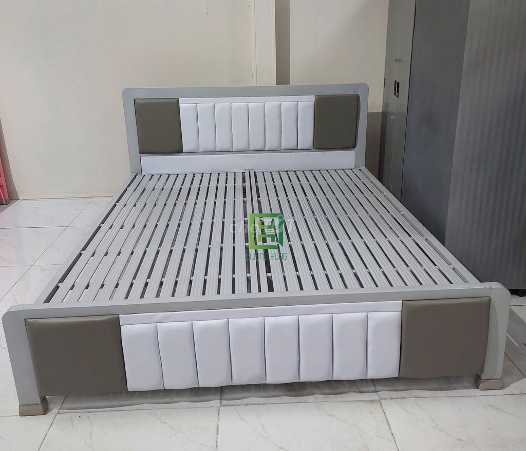 Giường sắt Quang Hùng 1m x 2m Hồng. Mua bán Giường, chăn ga gối nệm tại Huyện Cần Giuộc Long An được đăng bởi Nội Thất Quang Hùng TD hình 1