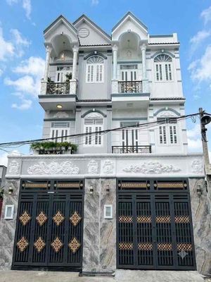 Townhouse 50 m² · 4 bed · Đường Huỳnh Tấn Phát