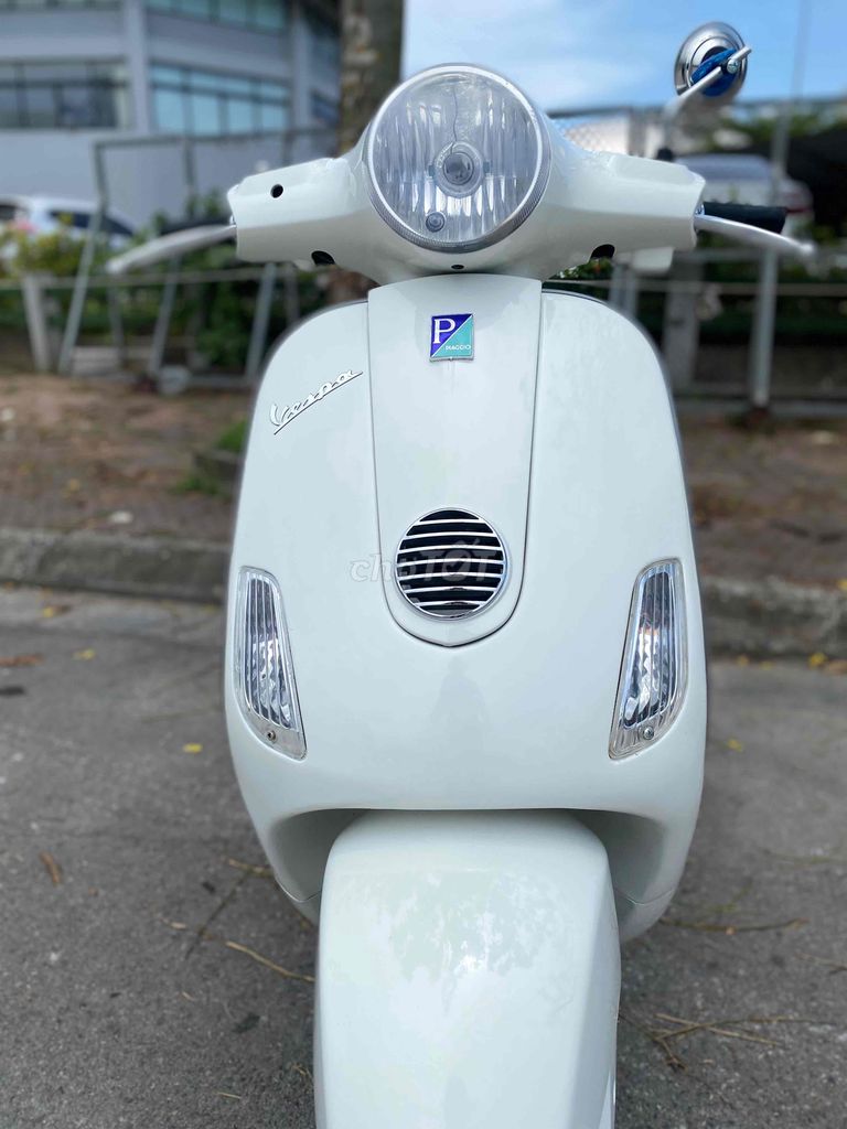 piaggio vespa trắng xe đẹp chạy ít. Mua bán Xe máy tại Quận Nam Từ Liêm Hà Nội được đăng bởi Lan Phương hình 5