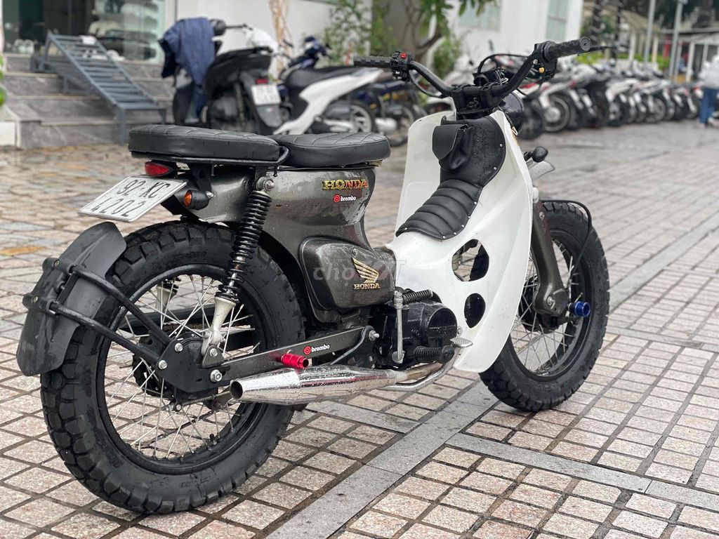 Cub - Cup độ Cafe racer nhật cực đẹp. Mua bán Xe máy tại Quận 7 Tp Hồ Chí Minh được đăng bởi Dương Đạt hình 4