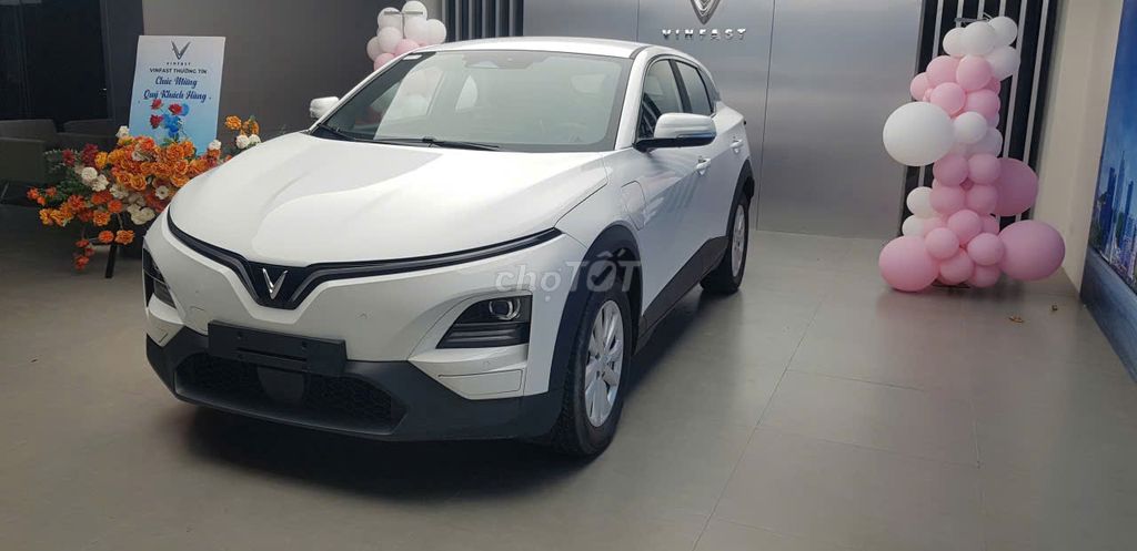 Vinfast VF6 ECO màu trắng 2025 có xe và hồ sơ. Mua bán Xe điện tại Huyện Thường Tín Hà Nội được đăng bởi Nguyễn Tín hình 6