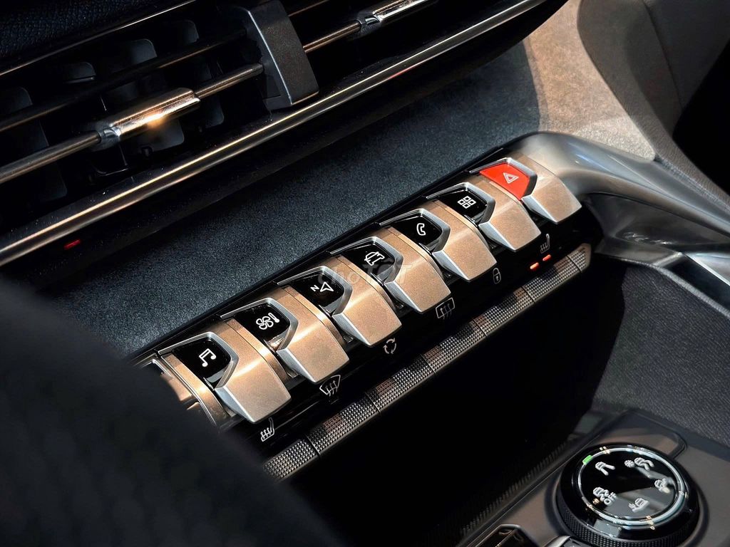 Peugeot 3008 Ưu Đãi LPTB 100%, TT 278.000.000 VND. Mua bán Ô tô tại Thành phố Thuận An Bình Dương được đăng bởi Linh Peugeot Bình Dương hình 9