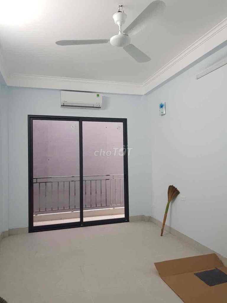 Nhà ở 6 tầng có thang máy cho thuê ngõ 264 Ngọc Thuỵ - ảnh 3