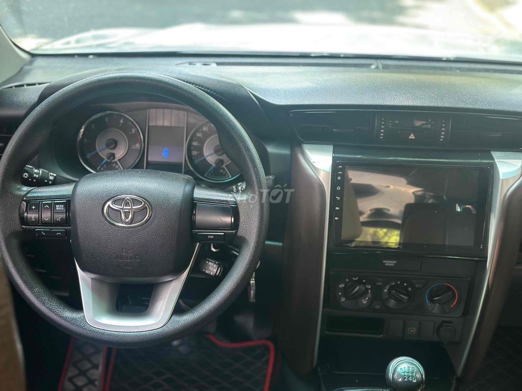 Toyota Fortuner 2018 2.4G 4x2 Full lịch sử xe đep. Mua bán Ô tô tại Quận 7 Tp Hồ Chí Minh được đăng bởi Gia Nhi Phúc Khang Auto  hình 8